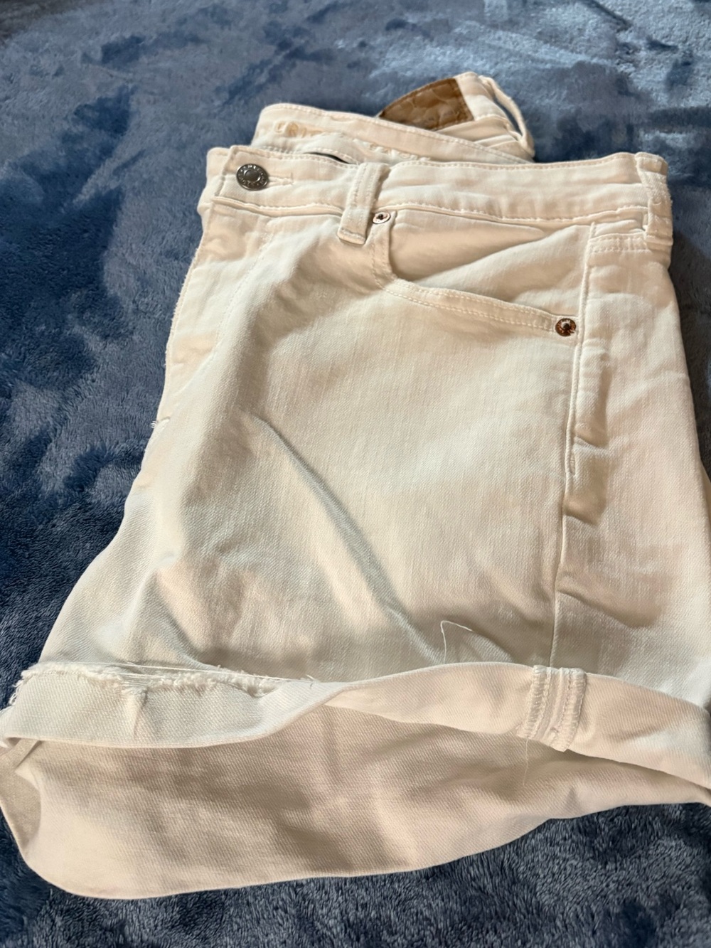EUC 14 American Eagle Very High Rise Shortie White Denim